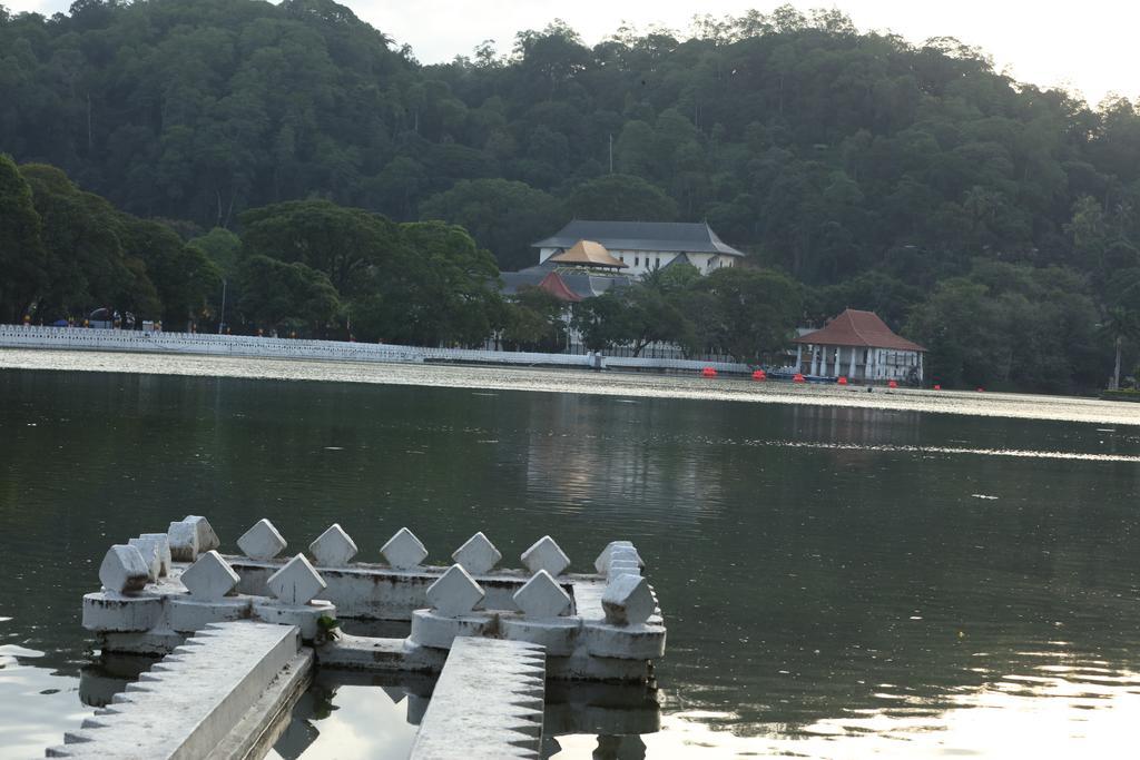 Glory Homestay Kandy Exterior photo
